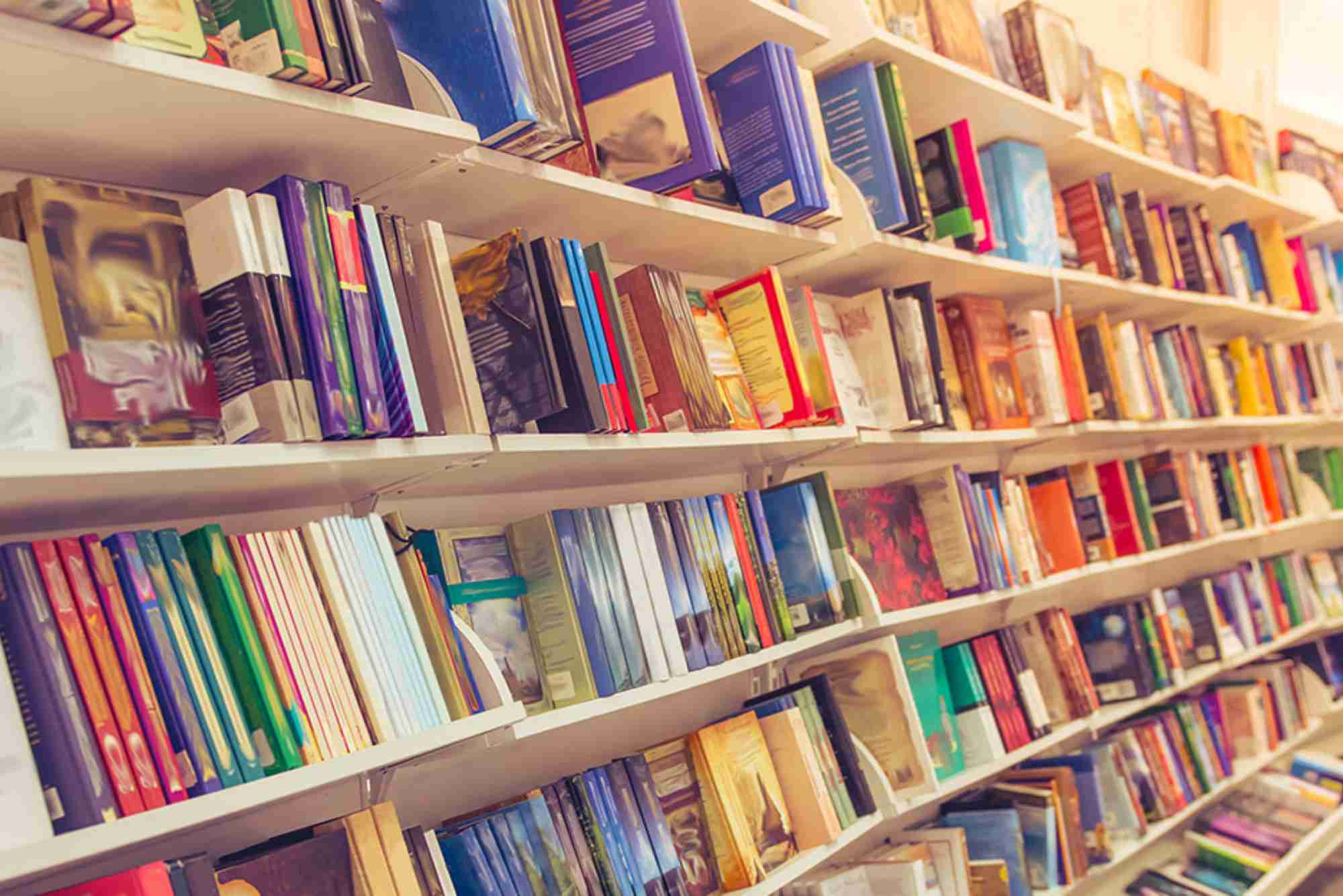 Al Munna Bookshop LLC Dubai Retail Outlet