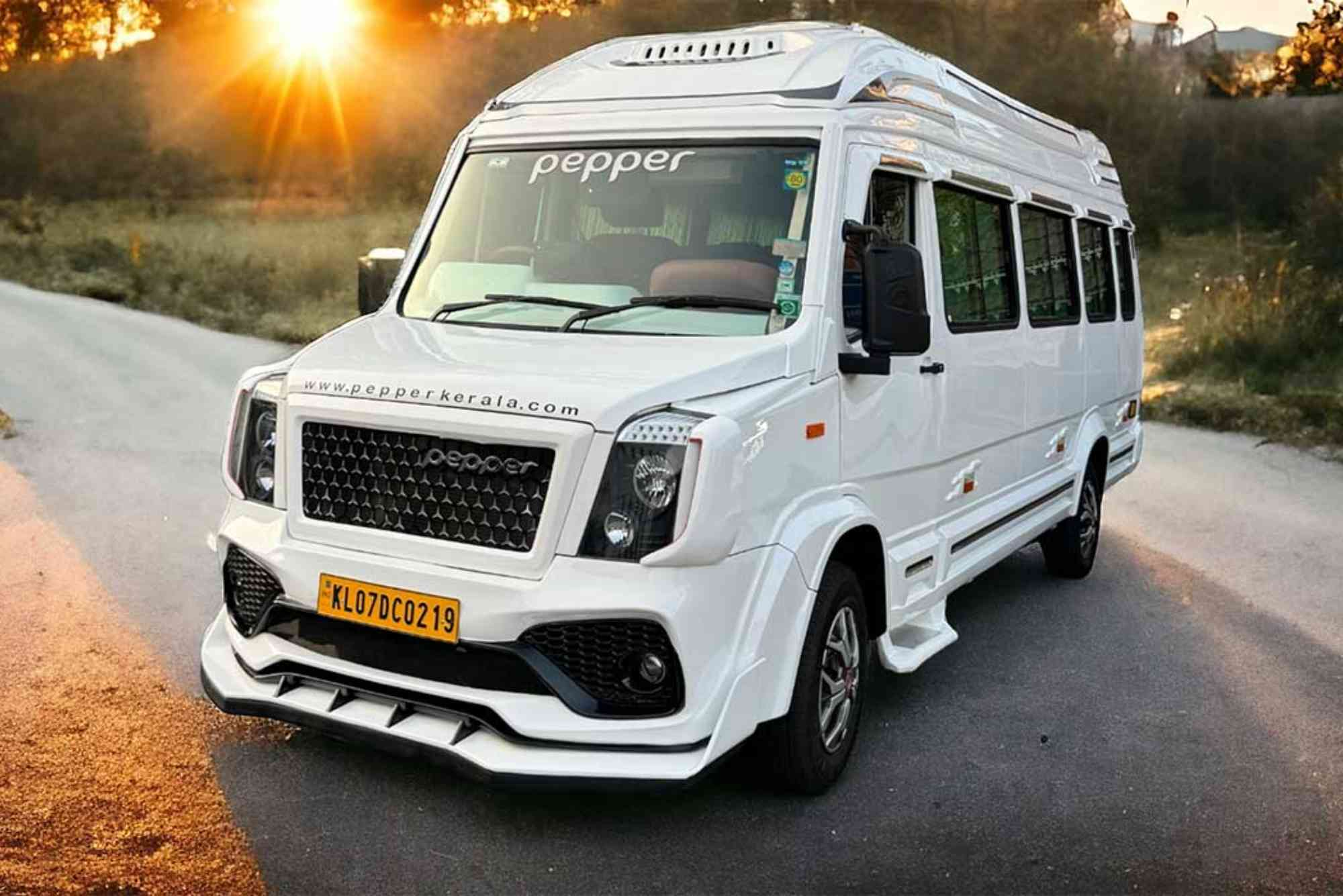 Tempo Traveller Price In India
