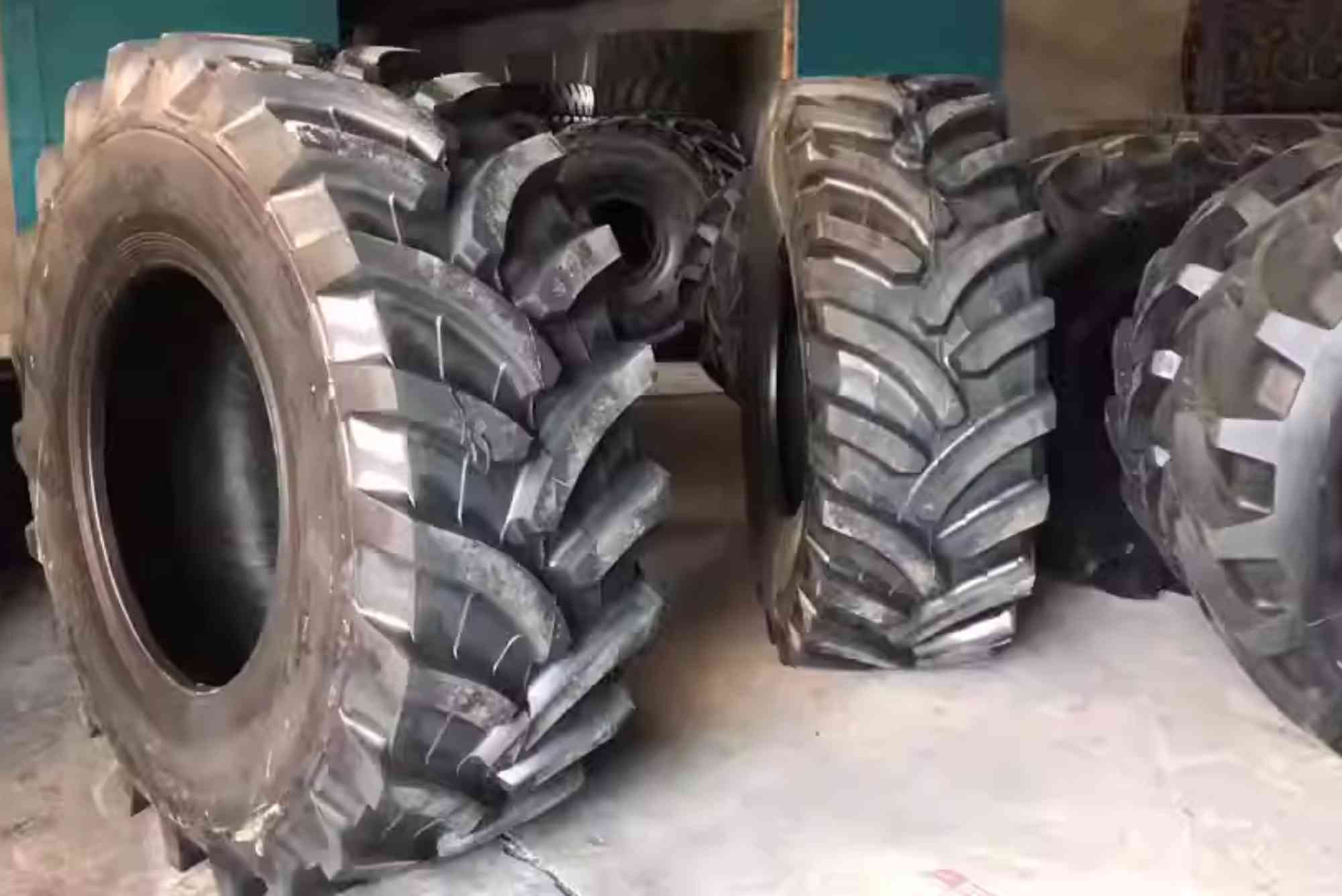 20.8 34 Tractor Tires