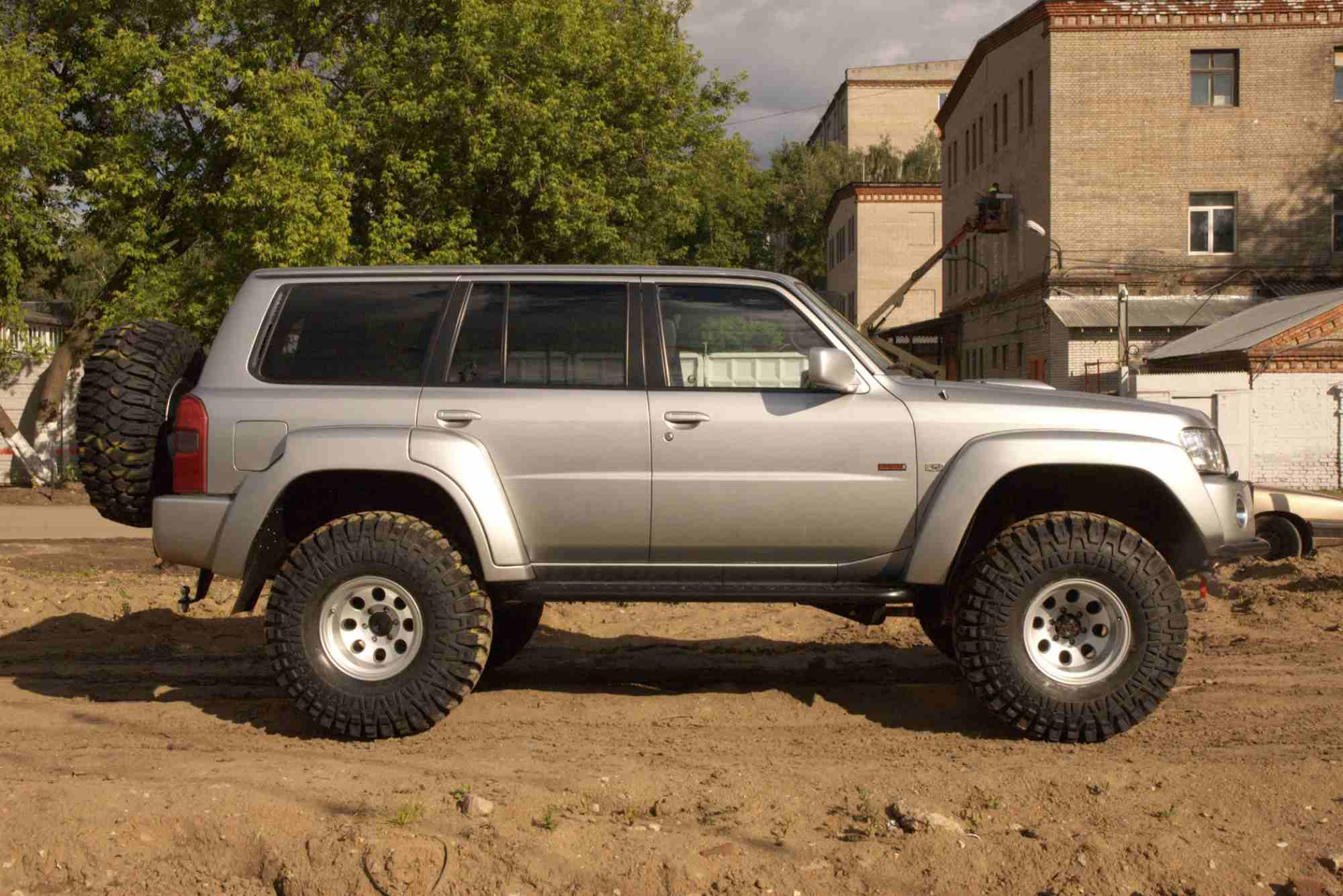 Nissan Patrol Tire Pressure